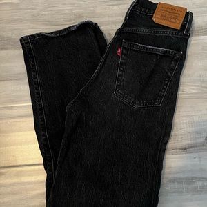 Levi’s Ribcage Straight